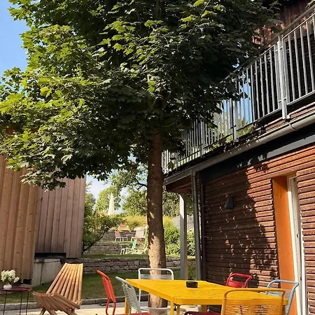 Design-appartement Im Gruenen Mit Schwimmteich Dom wakacyjny