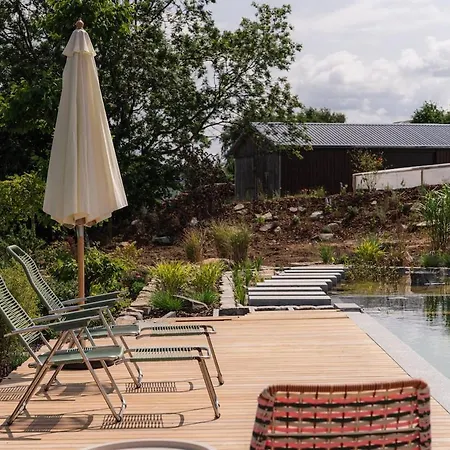 Dom wakacyjny Design-appartement Im Gruenen Mit Schwimmteich Helmbrechts